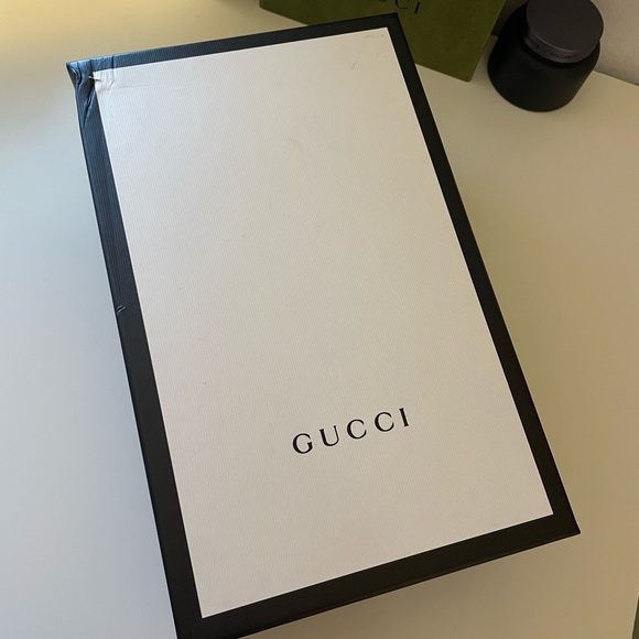 Limited Edition Gucci GG Marmont Bees & Stars Leather Pump - Picture 11 of 12